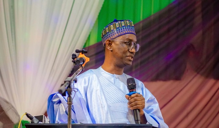 Insecurity: FG thanks military for defending democracy, keeping Nigeria united